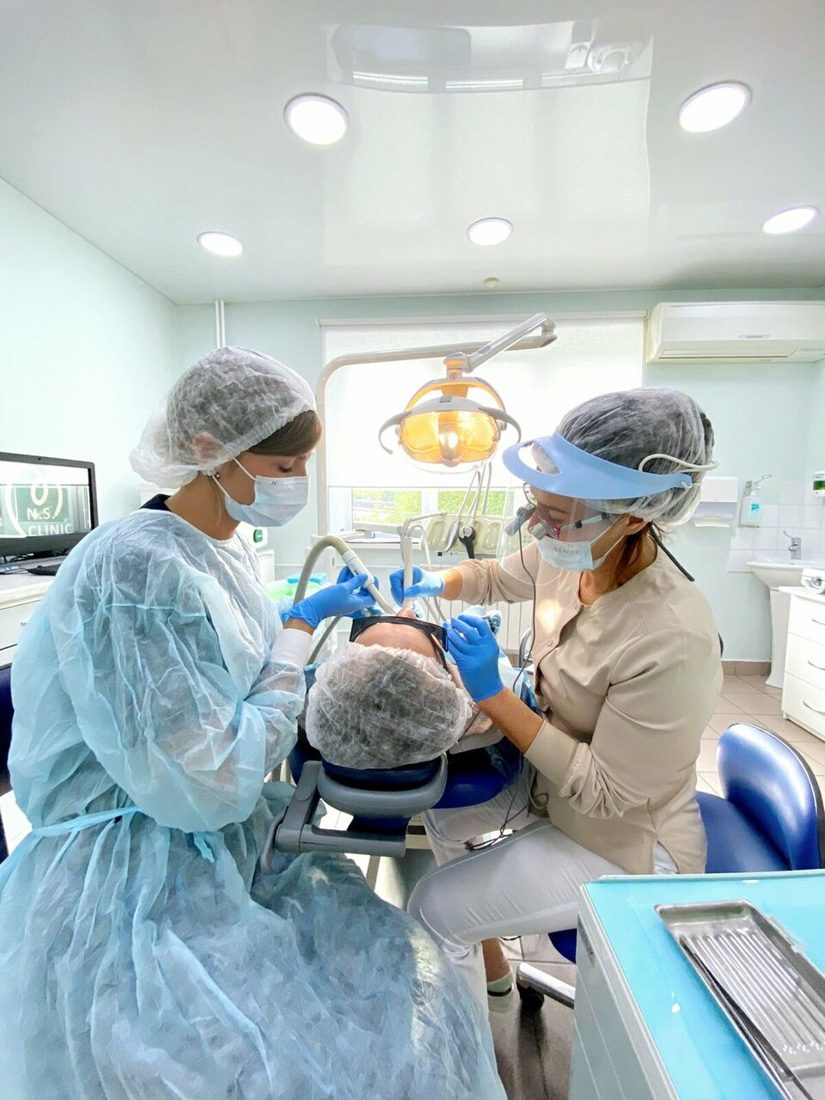 Врачи NS Clinic на приёме